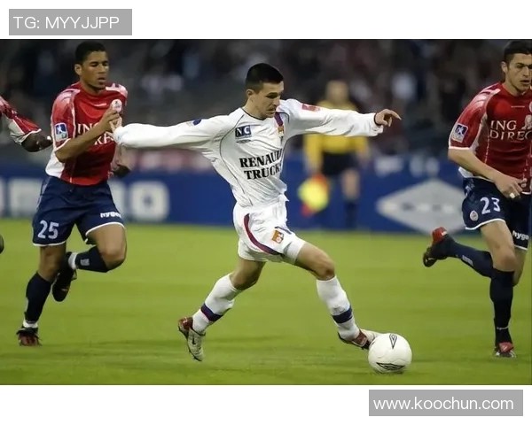 墨西哥足球明星布兰科的传奇生涯与对国家队的贡献分析